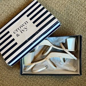 BRAND NEW Crown & Ivy block heel